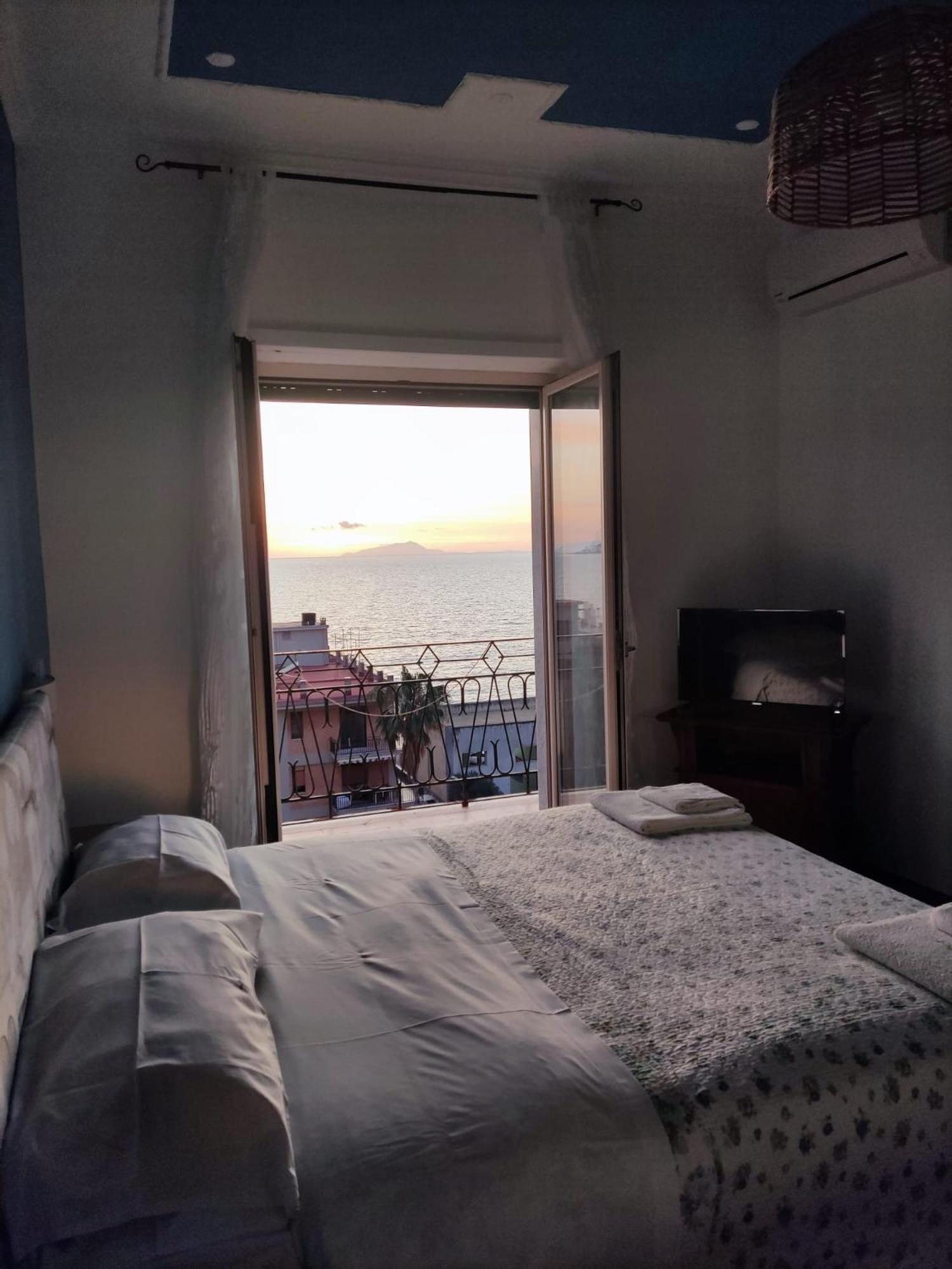 House Of Sun 2016 Daire Castellammare di Stabia Dış mekan fotoğraf