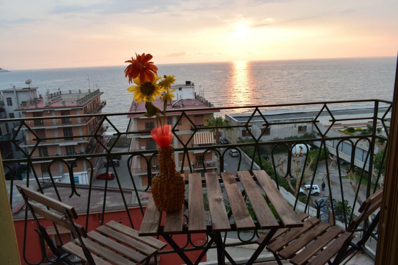House Of Sun 2016 Daire Castellammare di Stabia Dış mekan fotoğraf